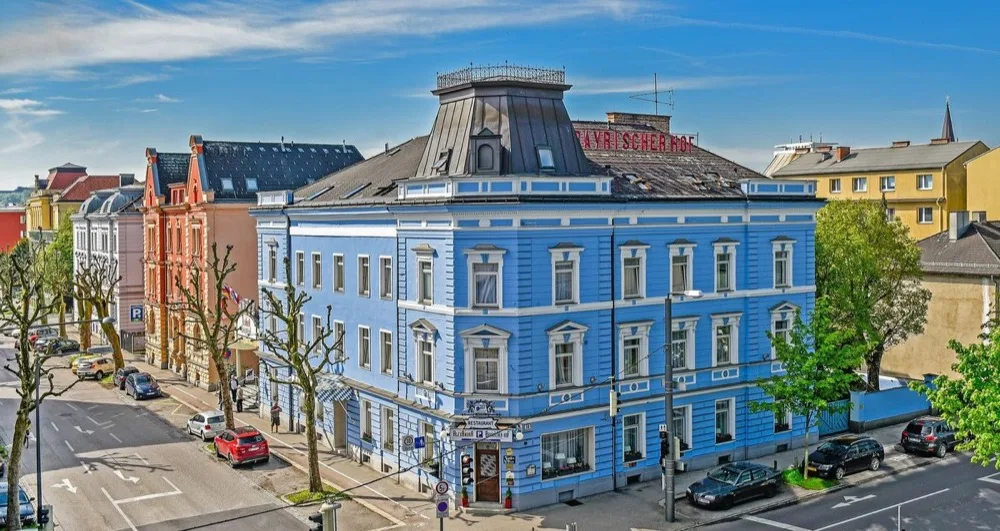 Außenansicht des Hotel Bayrischer Hof in Wels